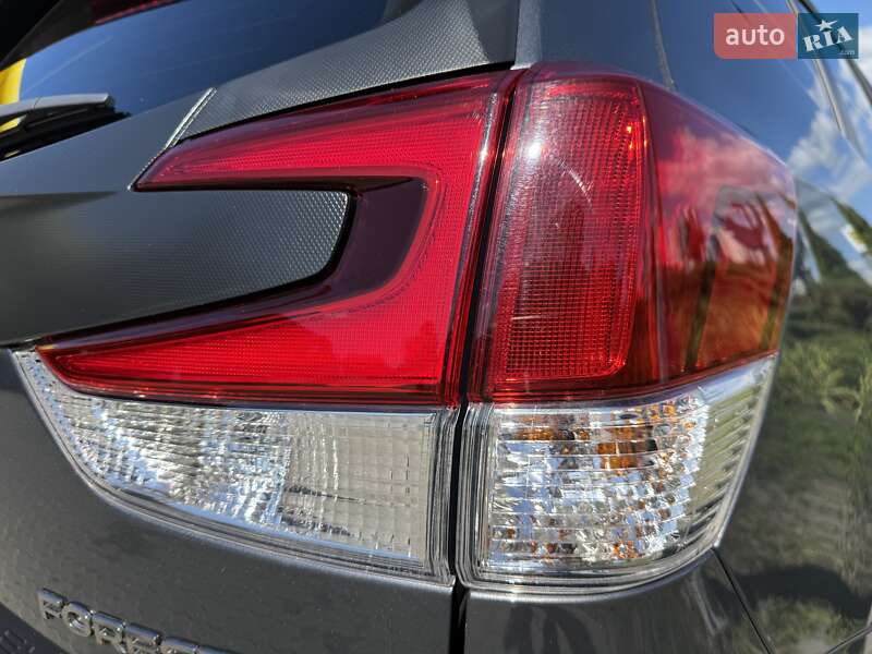 Позашляховик / Кросовер Subaru Forester 2023 в Києві