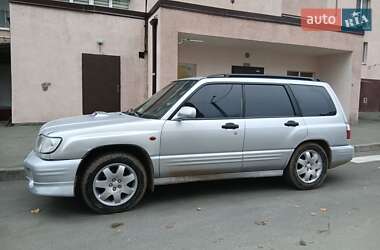 Позашляховик / Кросовер Subaru Forester 2001 в Києві