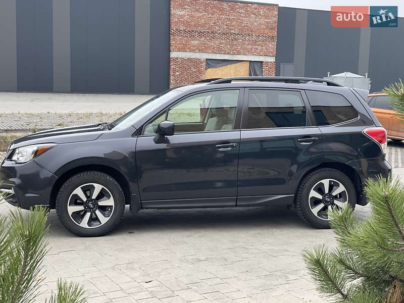 Позашляховик / Кросовер Subaru Forester 2017 в Хмельницькому фото 14 Позашляховик / Кросовер Subaru Forester 2017 в Хмельницькому