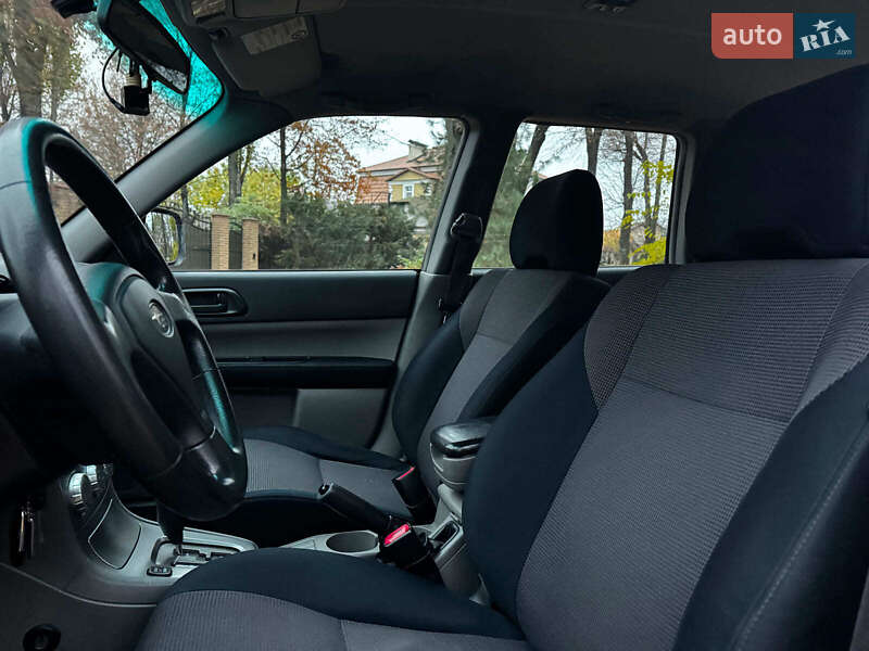 Внедорожник / Кроссовер Subaru Forester 2006 в Киеве