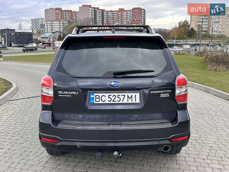 Позашляховик / Кросовер Subaru Forester 2015 в Львові