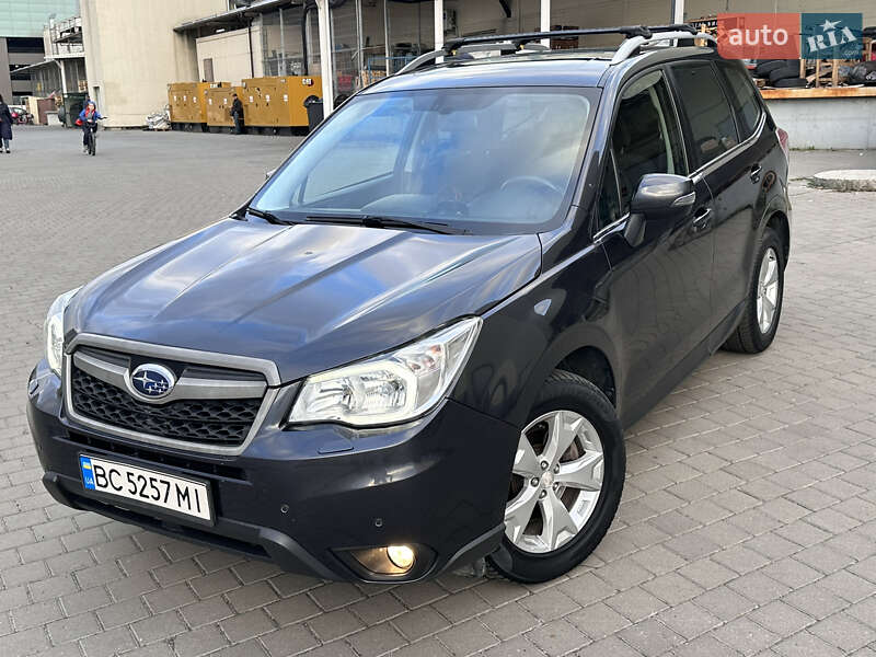 Позашляховик / Кросовер Subaru Forester 2015 в Львові
