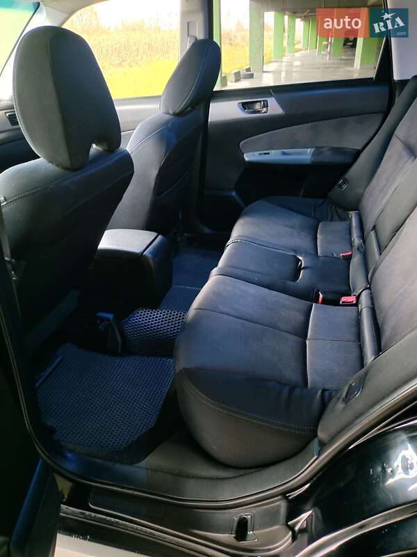 Внедорожник / Кроссовер Subaru Forester 2008 в Львове