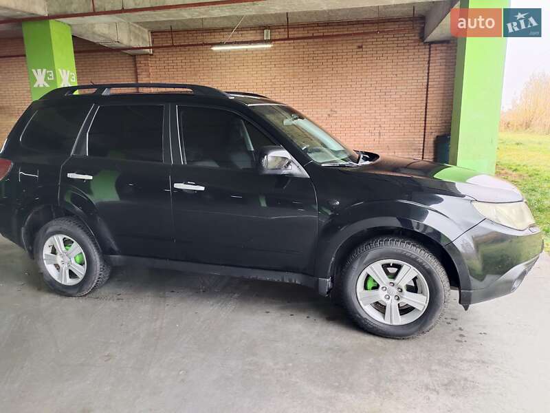 Внедорожник / Кроссовер Subaru Forester 2008 в Львове