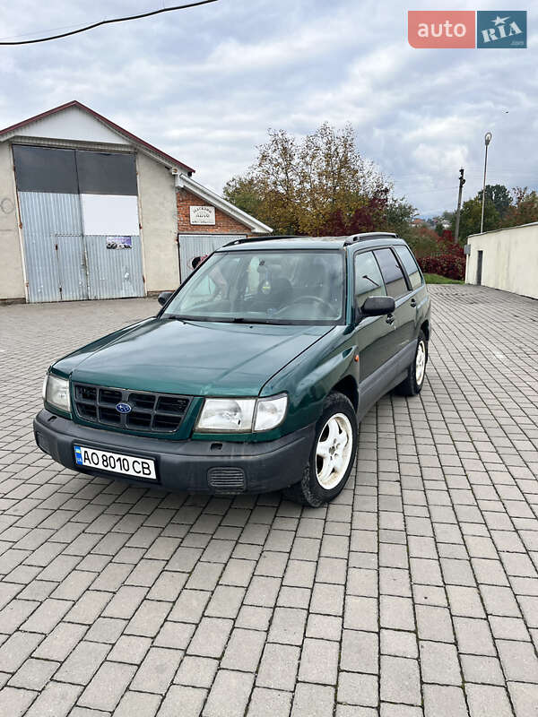 Внедорожник / Кроссовер Subaru Forester 1998 в Иршаве