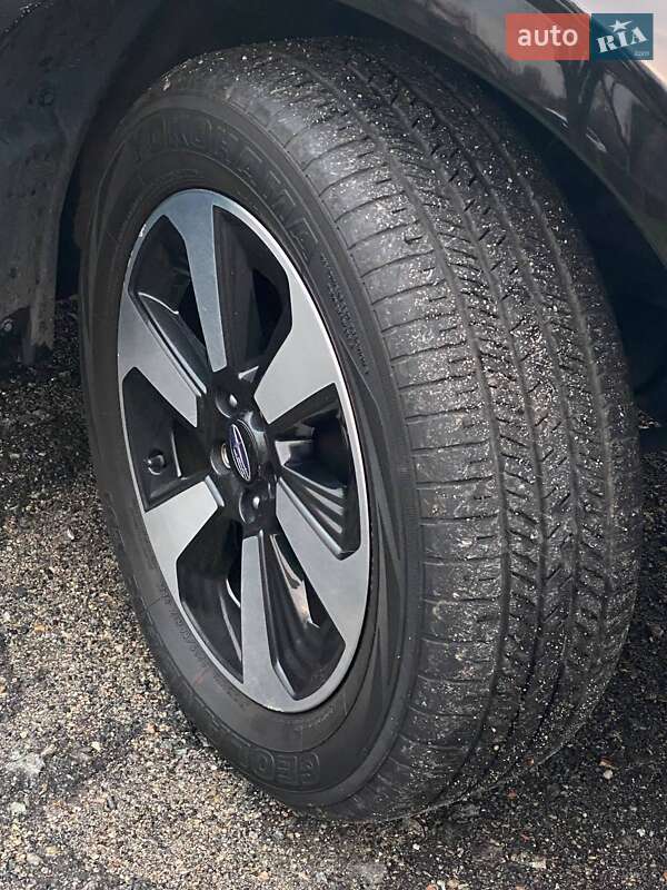 Позашляховик / Кросовер Subaru Forester 2017 в Дніпрі
