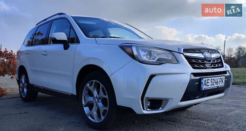 Позашляховик / Кросовер Subaru Forester 2018 в Кам'янському