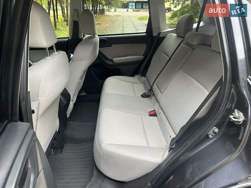 Позашляховик / Кросовер Subaru Forester 2015 в Києві фото 21 Позашляховик / Кросовер Subaru Forester 2015 в Києві