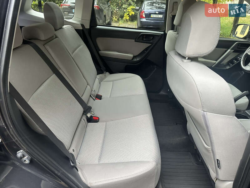 Позашляховик / Кросовер Subaru Forester 2015 в Києві фото 25 Позашляховик / Кросовер Subaru Forester 2015 в Києві