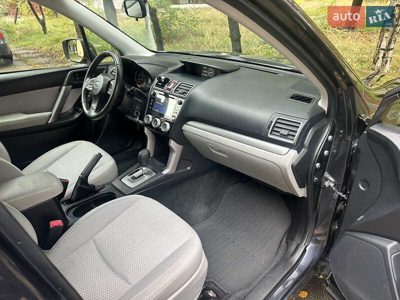 Позашляховик / Кросовер Subaru Forester 2015 в Києві фото 27 Позашляховик / Кросовер Subaru Forester 2015 в Києві