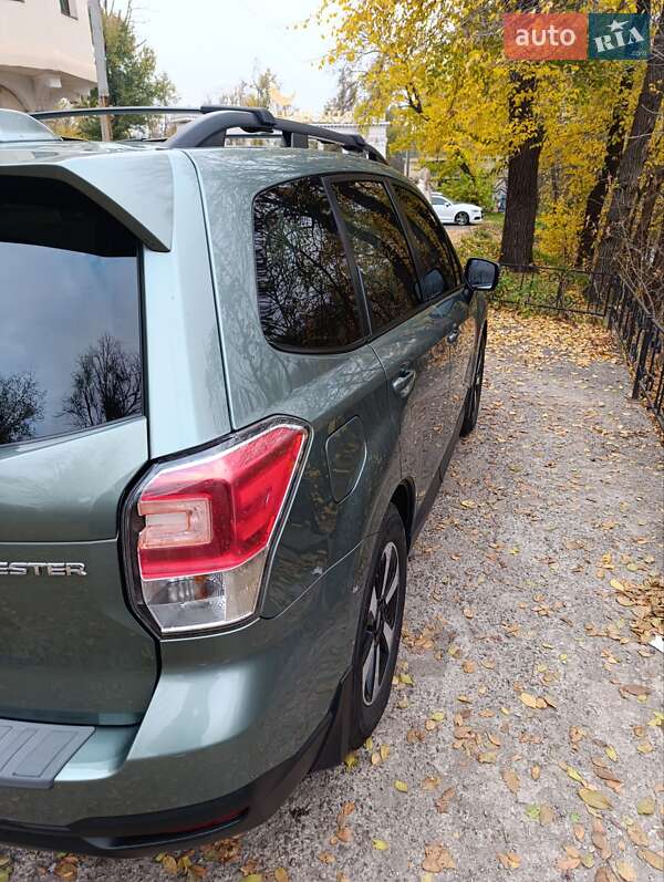 Внедорожник / Кроссовер Subaru Forester 2018 в Запорожье