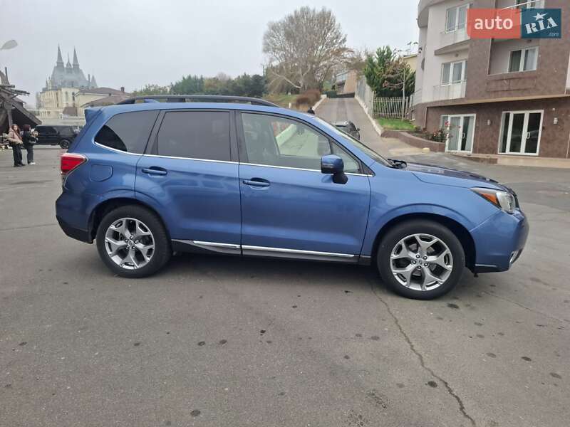 Внедорожник / Кроссовер Subaru Forester 2016 в Одессе
