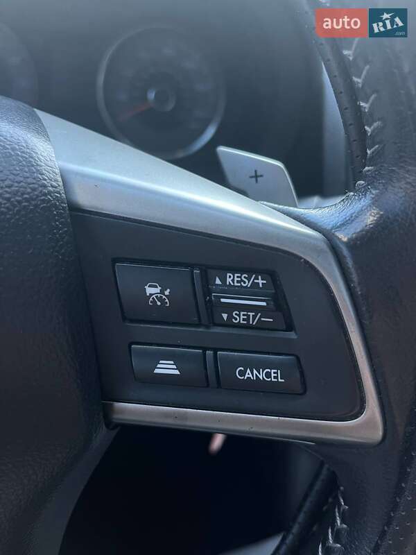 Позашляховик / Кросовер Subaru Forester 2015 в Києві