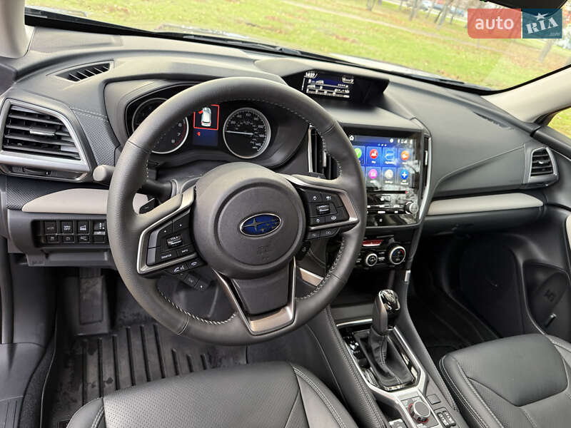 Позашляховик / Кросовер Subaru Forester 2022 в Дніпрі