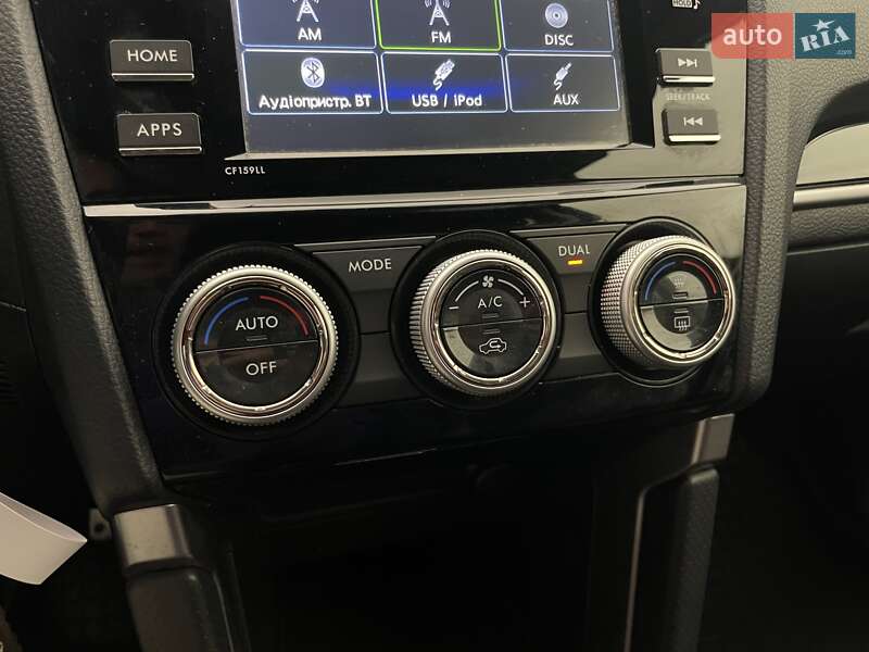 Внедорожник / Кроссовер Subaru Forester 2017 в Киеве