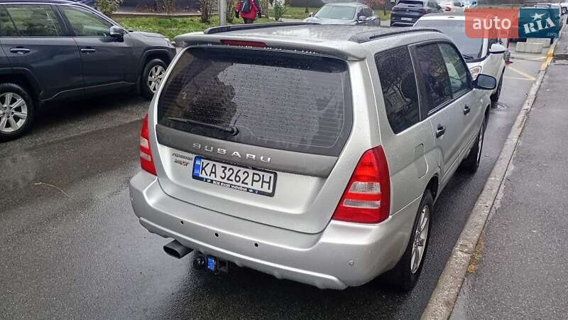 Внедорожник / Кроссовер Subaru Forester 2004 в Киеве