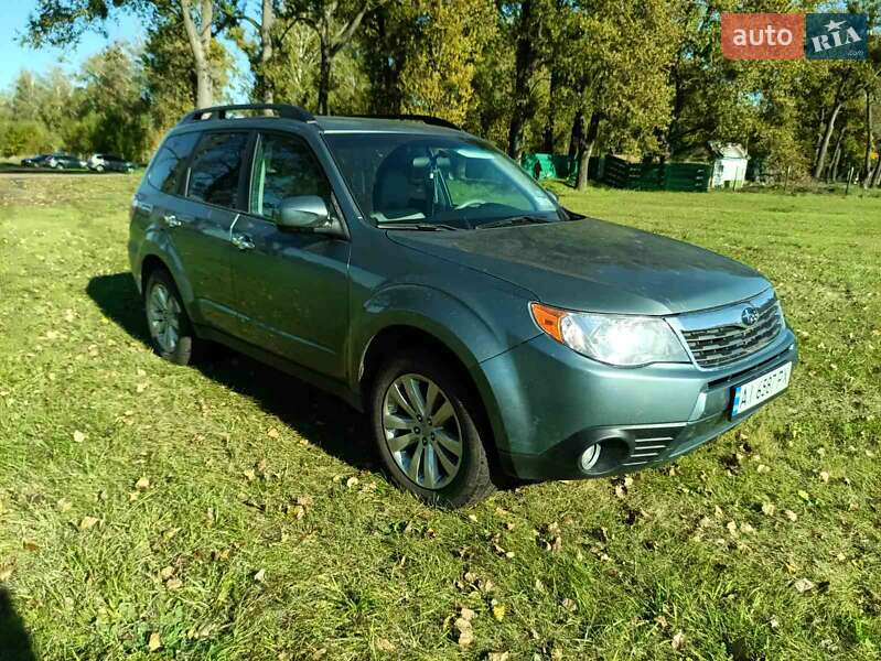 Позашляховик / Кросовер Subaru Forester 2012 в Житомирі