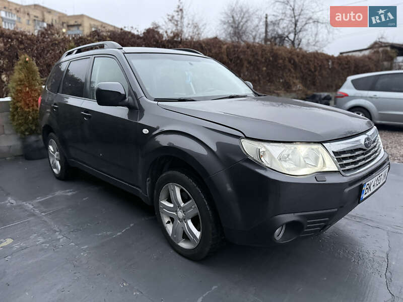 Внедорожник / Кроссовер Subaru Forester 2008 в Киеве