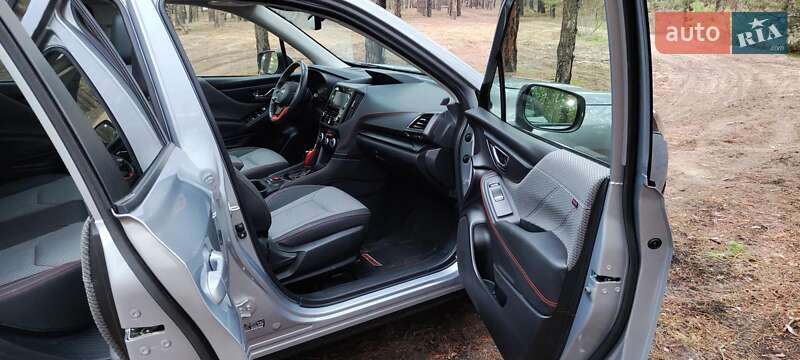 Позашляховик / Кросовер Subaru Forester 2022 в Дніпрі