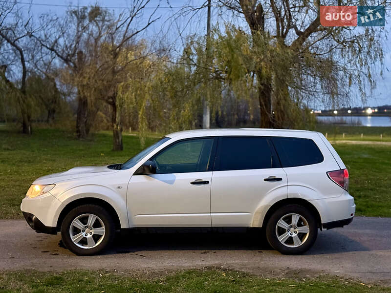 Внедорожник / Кроссовер Subaru Forester 2012 в Николаеве