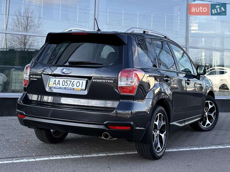 Позашляховик / Кросовер Subaru Forester 2014 в Києві
