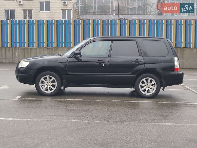 Позашляховик / Кросовер Subaru Forester 2006 в Києві