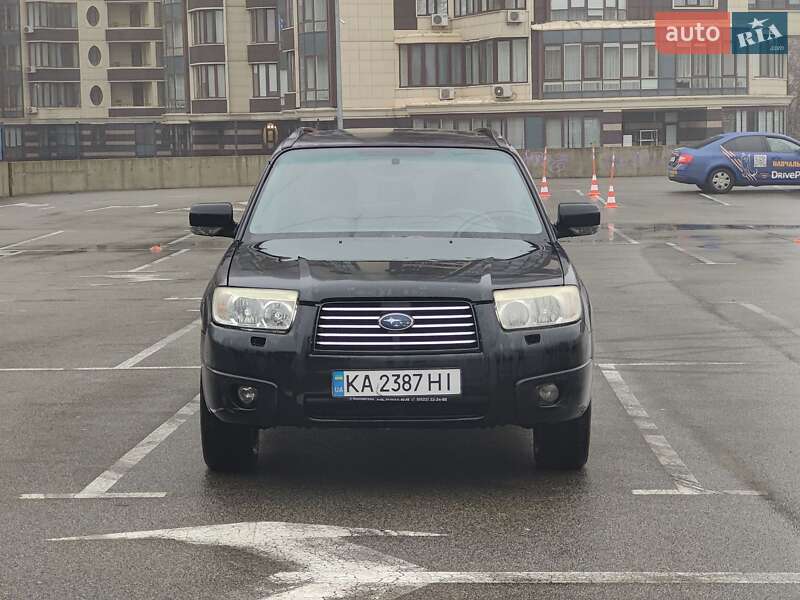 Позашляховик / Кросовер Subaru Forester 2006 в Києві