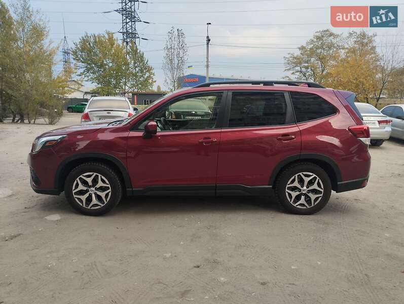 Внедорожник / Кроссовер Subaru Forester 2020 в Днепре
