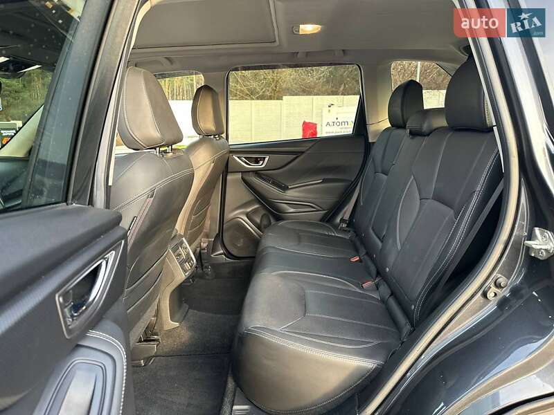 Внедорожник / Кроссовер Subaru Forester 2019 в Киеве