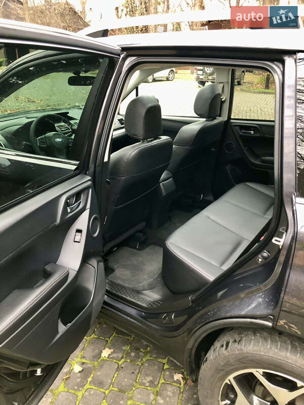 Внедорожник / Кроссовер Subaru Forester 2015 в Львове