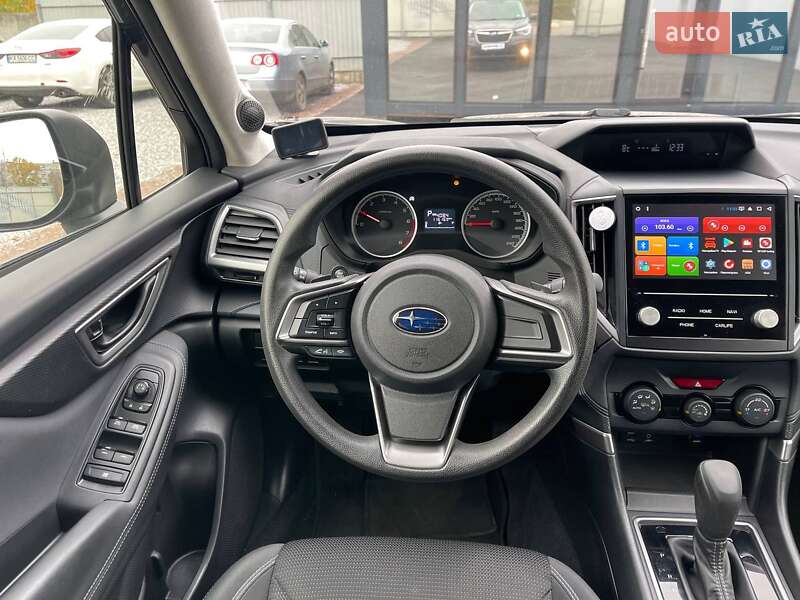 Позашляховик / Кросовер Subaru Forester 2020 в Києві