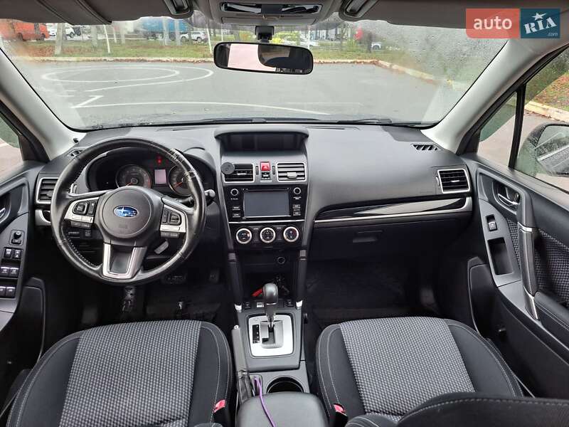 Позашляховик / Кросовер Subaru Forester 2017 в Бучі