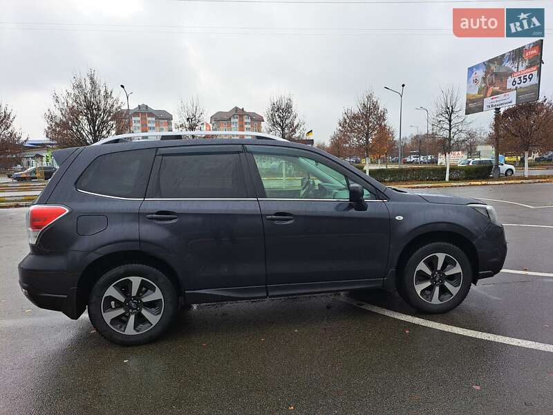 Позашляховик / Кросовер Subaru Forester 2017 в Бучі