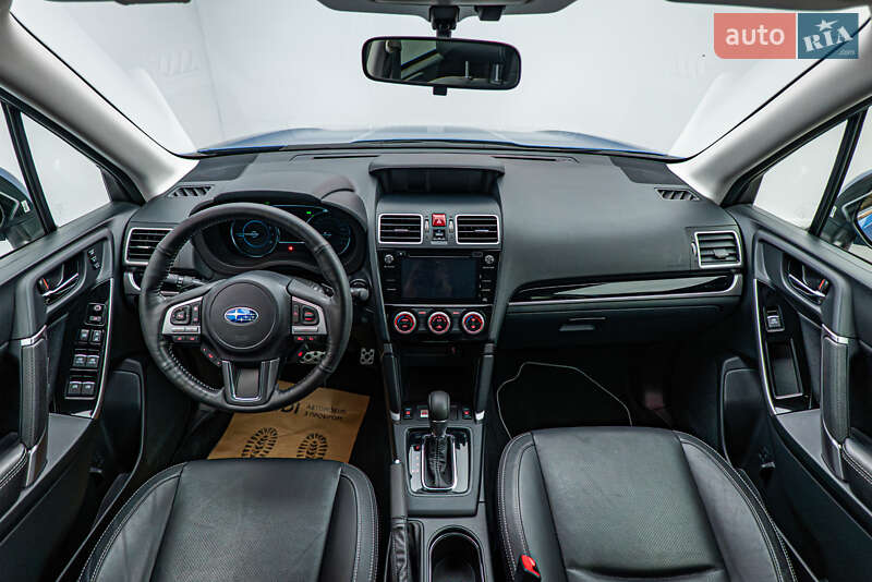 Позашляховик / Кросовер Subaru Forester 2018 в Києві