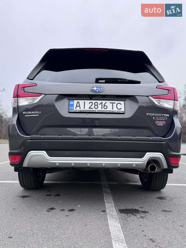 Внедорожник / Кроссовер Subaru Forester 2022 в Киеве
