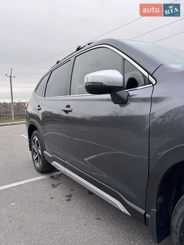 Внедорожник / Кроссовер Subaru Forester 2022 в Киеве