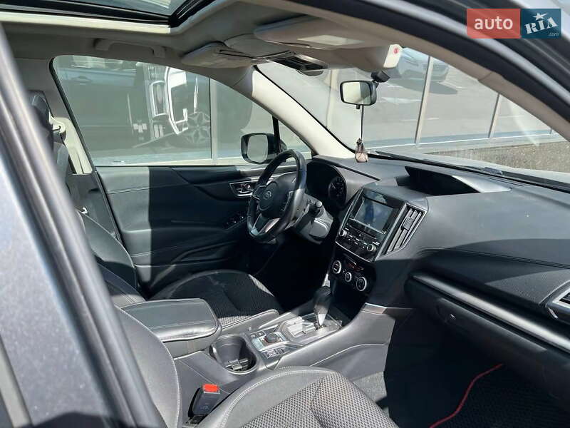 Внедорожник / Кроссовер Subaru Forester 2020 в Киеве
