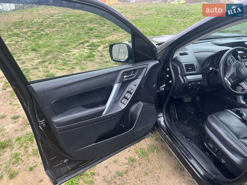 Внедорожник / Кроссовер Subaru Forester 2014 в Херсоне