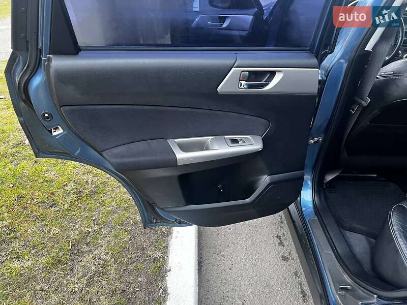 Внедорожник / Кроссовер Subaru Forester 2008 в Кременчуге