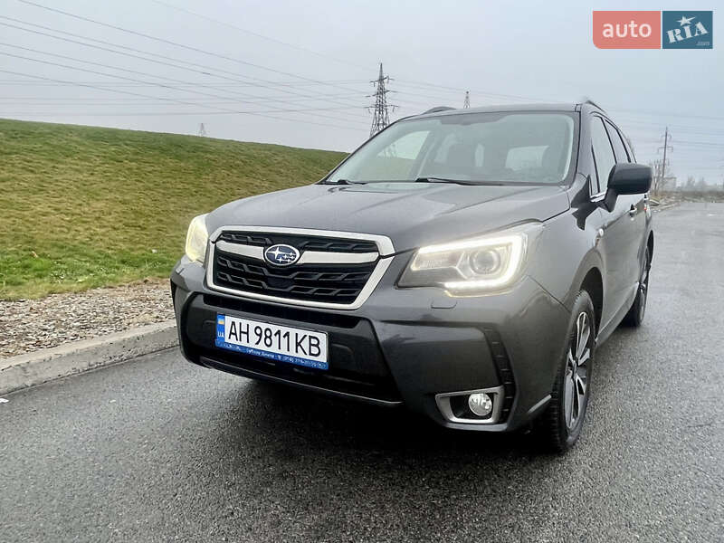 Внедорожник / Кроссовер Subaru Forester 2017 в Днепре