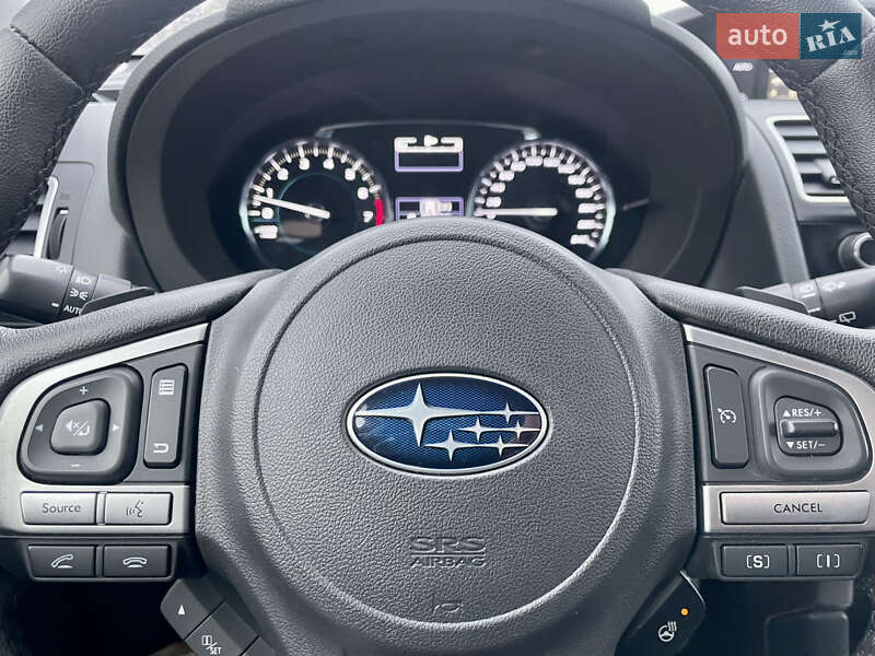 Внедорожник / Кроссовер Subaru Forester 2017 в Днепре