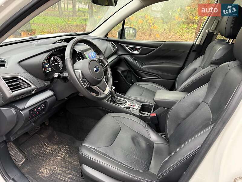 Позашляховик / Кросовер Subaru Forester 2018 в Києві