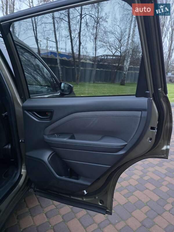 Позашляховик / Кросовер Subaru Forester 2024 в Києві