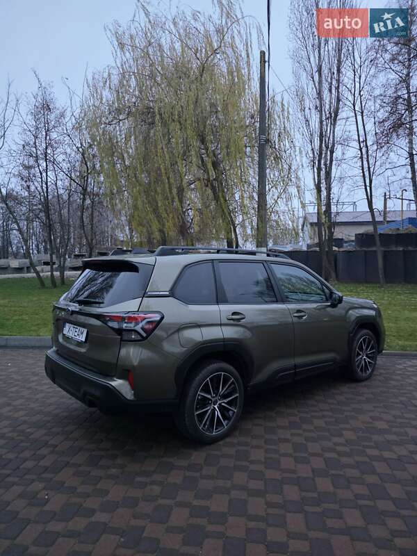 Позашляховик / Кросовер Subaru Forester 2024 в Києві