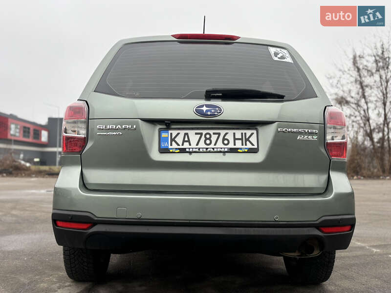 Позашляховик / Кросовер Subaru Forester 2013 в Києві