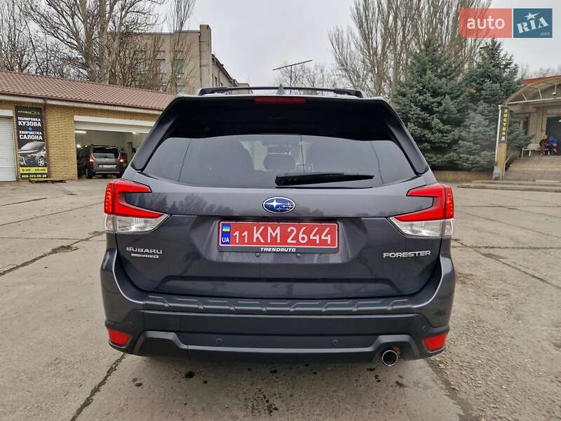 Внедорожник / Кроссовер Subaru Forester 2021 в Днепре