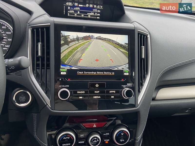 Внедорожник / Кроссовер Subaru Forester 2022 в Киеве