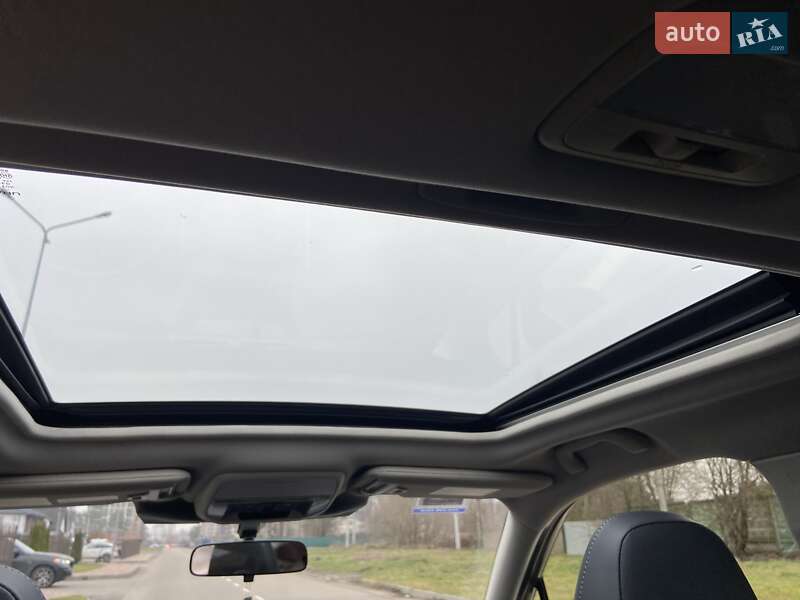 Внедорожник / Кроссовер Subaru Forester 2022 в Киеве