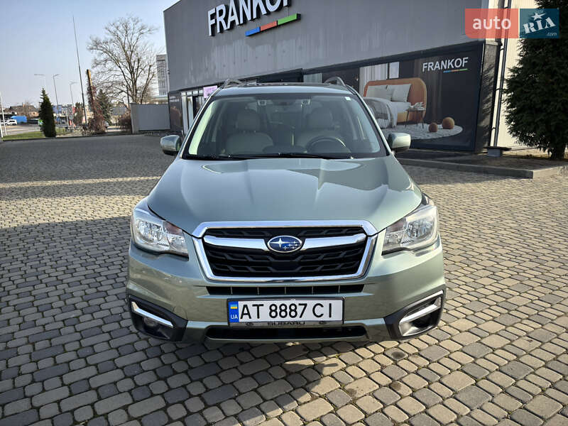Внедорожник / Кроссовер Subaru Forester 2016 в Ивано-Франковске