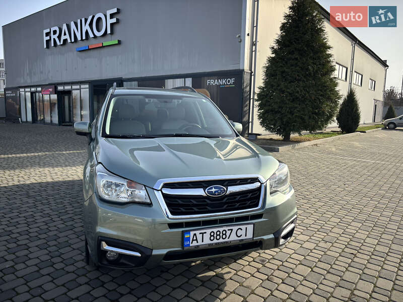 Внедорожник / Кроссовер Subaru Forester 2016 в Ивано-Франковске